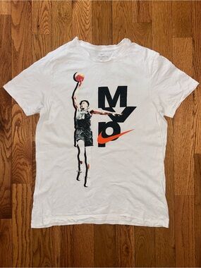 Giannis Antetokounmpo Milwaukee Bucks 2020 MVP Nike T-Shirt Size Large